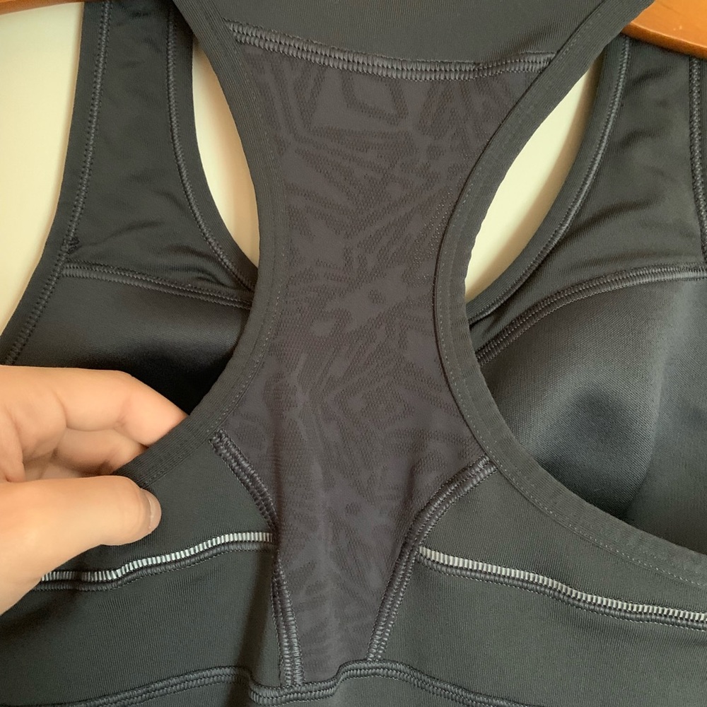 🌸 ATHLETA Turbocharge Racerback Tank Top - Picture 6 of 8